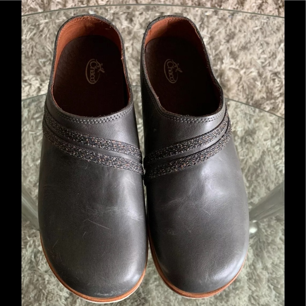 Chaco Gray Leather Clogs sz 9.5 NWOB